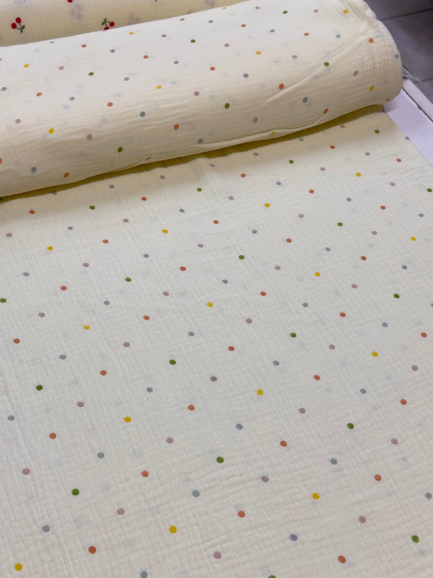 Krep Muslin sareni Pamuk Lagan i Prozracan Materijal za Letnju Odecu