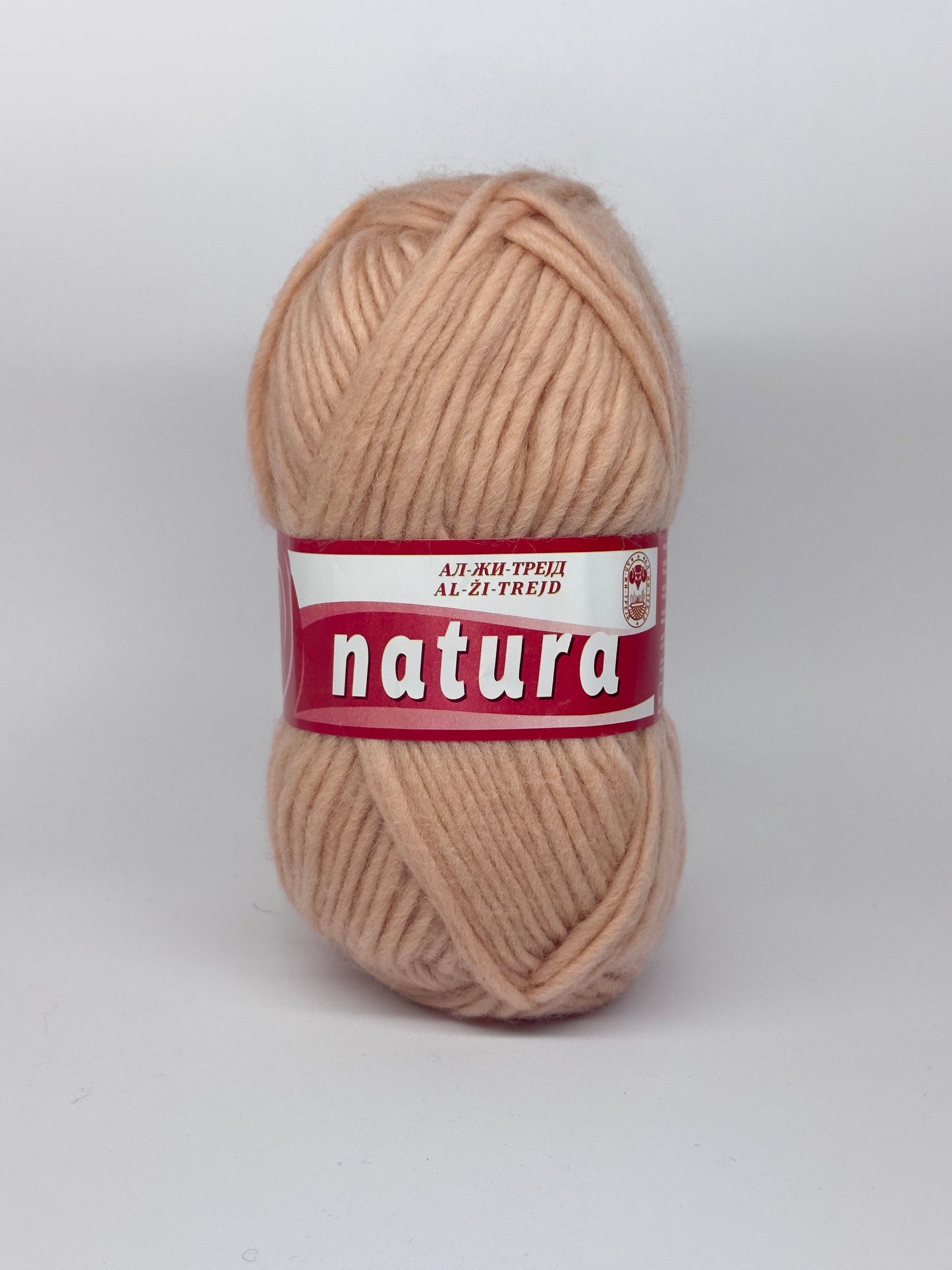 Vunica Natura 100g – 100% prirodna vunena nit iz Makedonije, idealna za pletenje, heklanje, kape, salove i dzempere