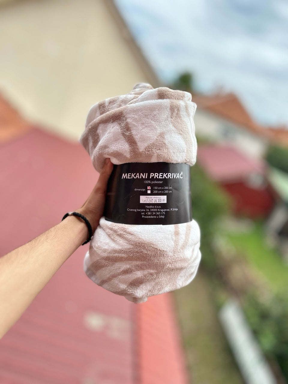 Mekana cebica – Plisani prekrivac za dom i poklon