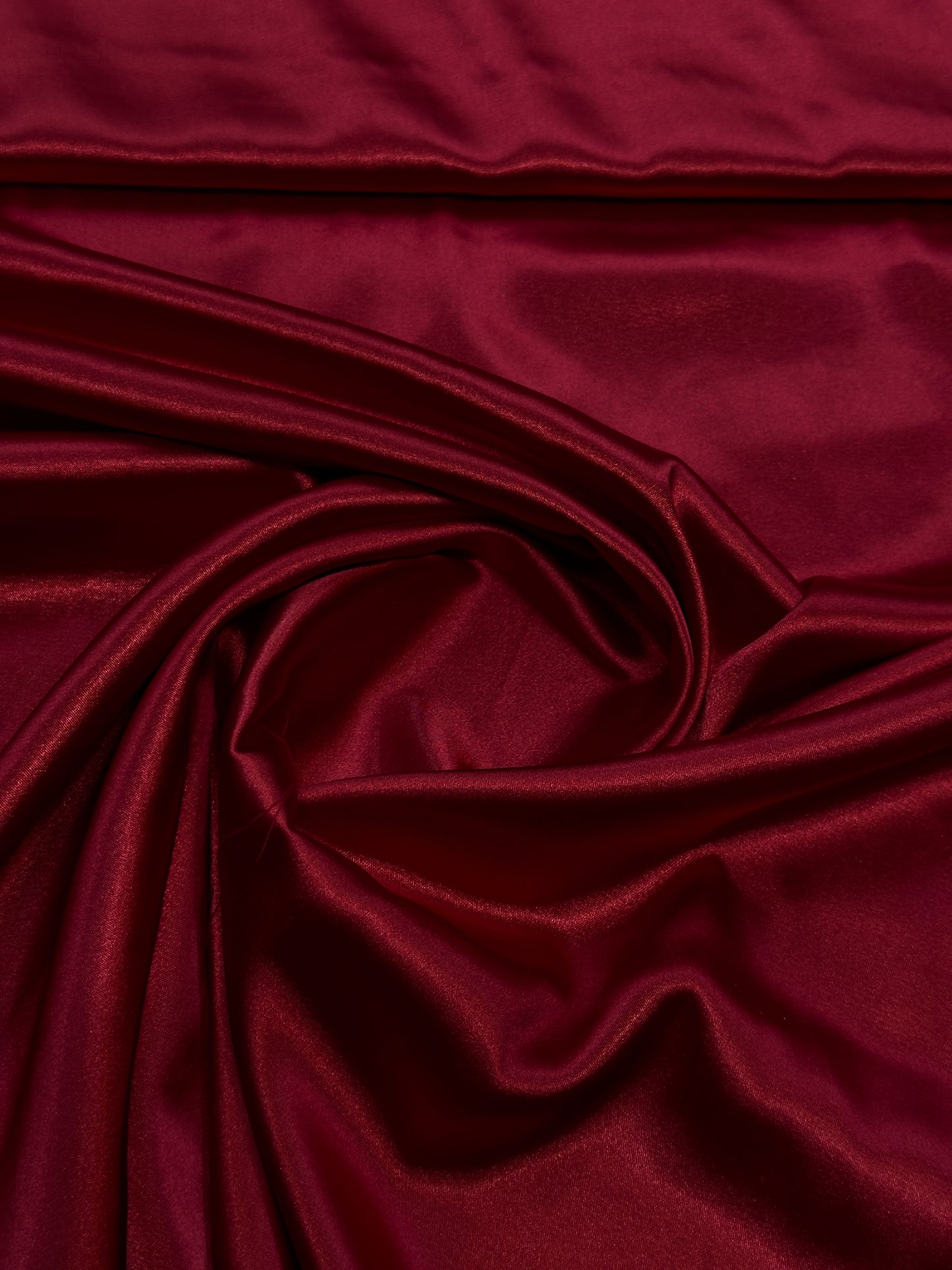Maturske haljine Haljine za maturu Beograd Duge maturske haljine Kratke maturske haljine Unikatne maturske haljine dekoracije posteljine Saten Silk DjinaTeks