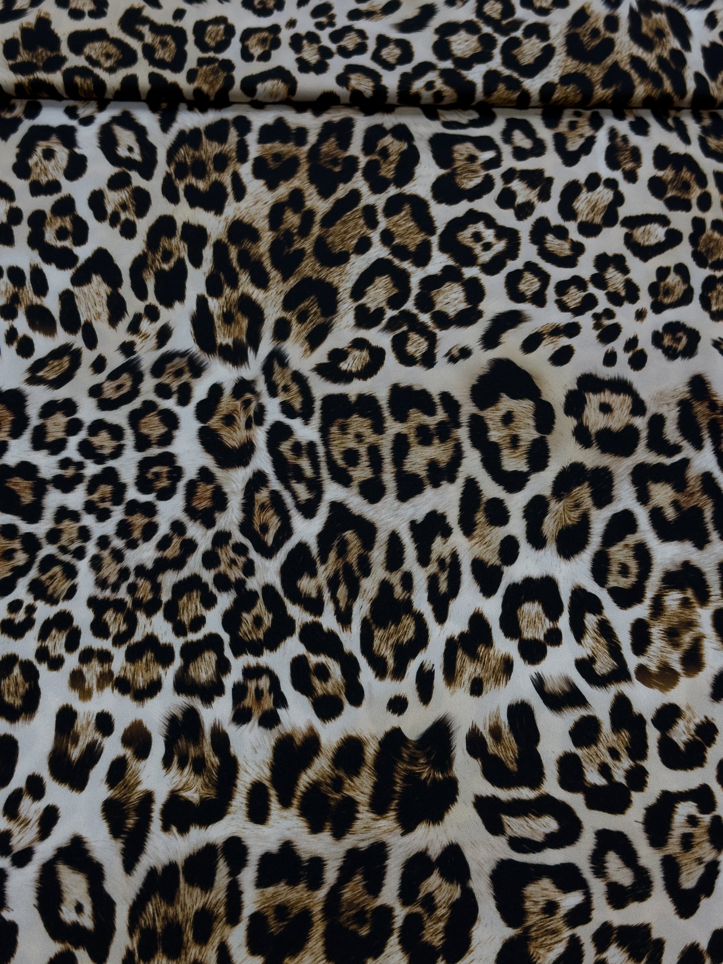 moderne haljine Armani print DjinaTeks