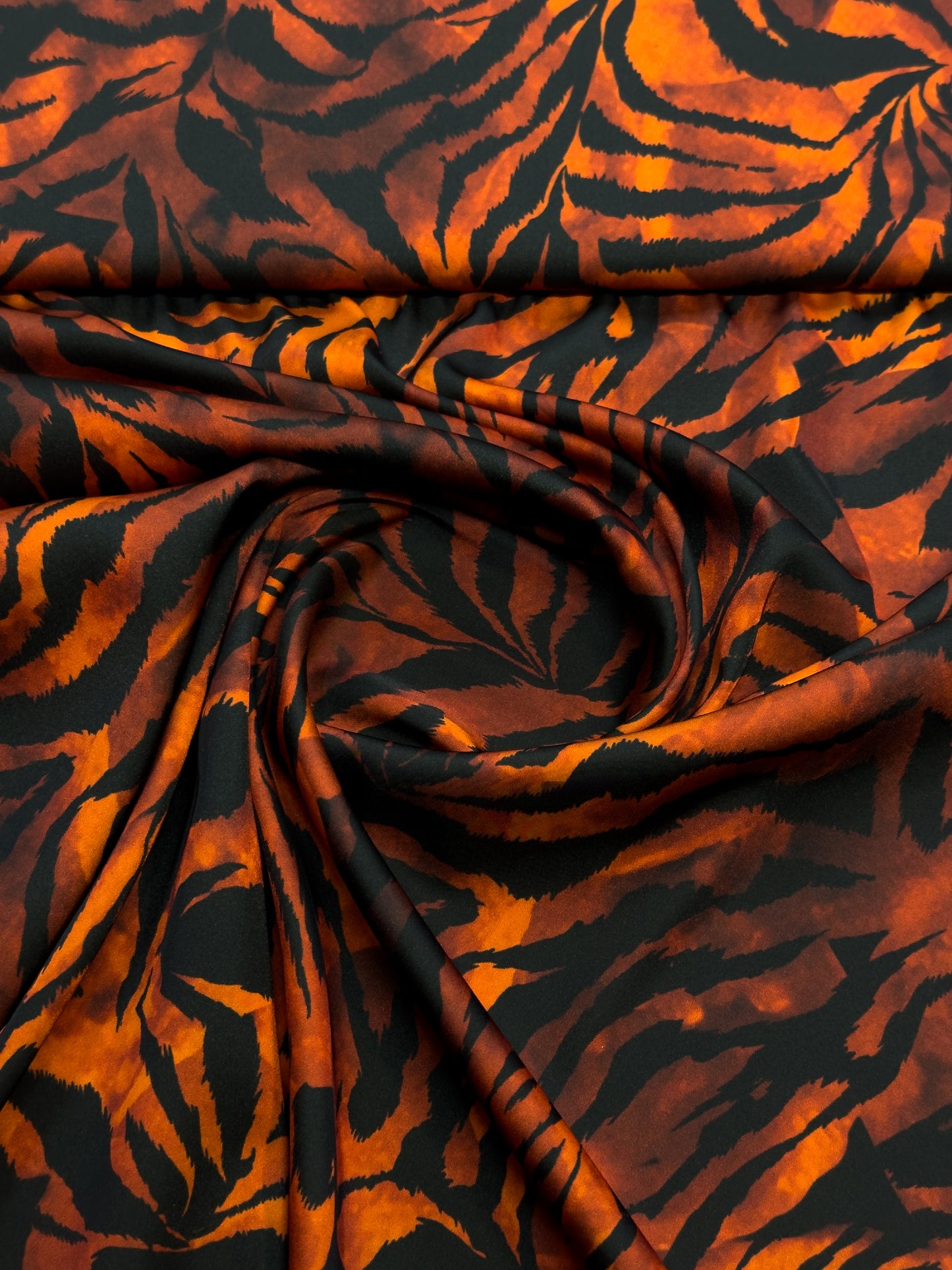 moderne haljine Armani print DjinaTeks Armani print - Djina-Teks