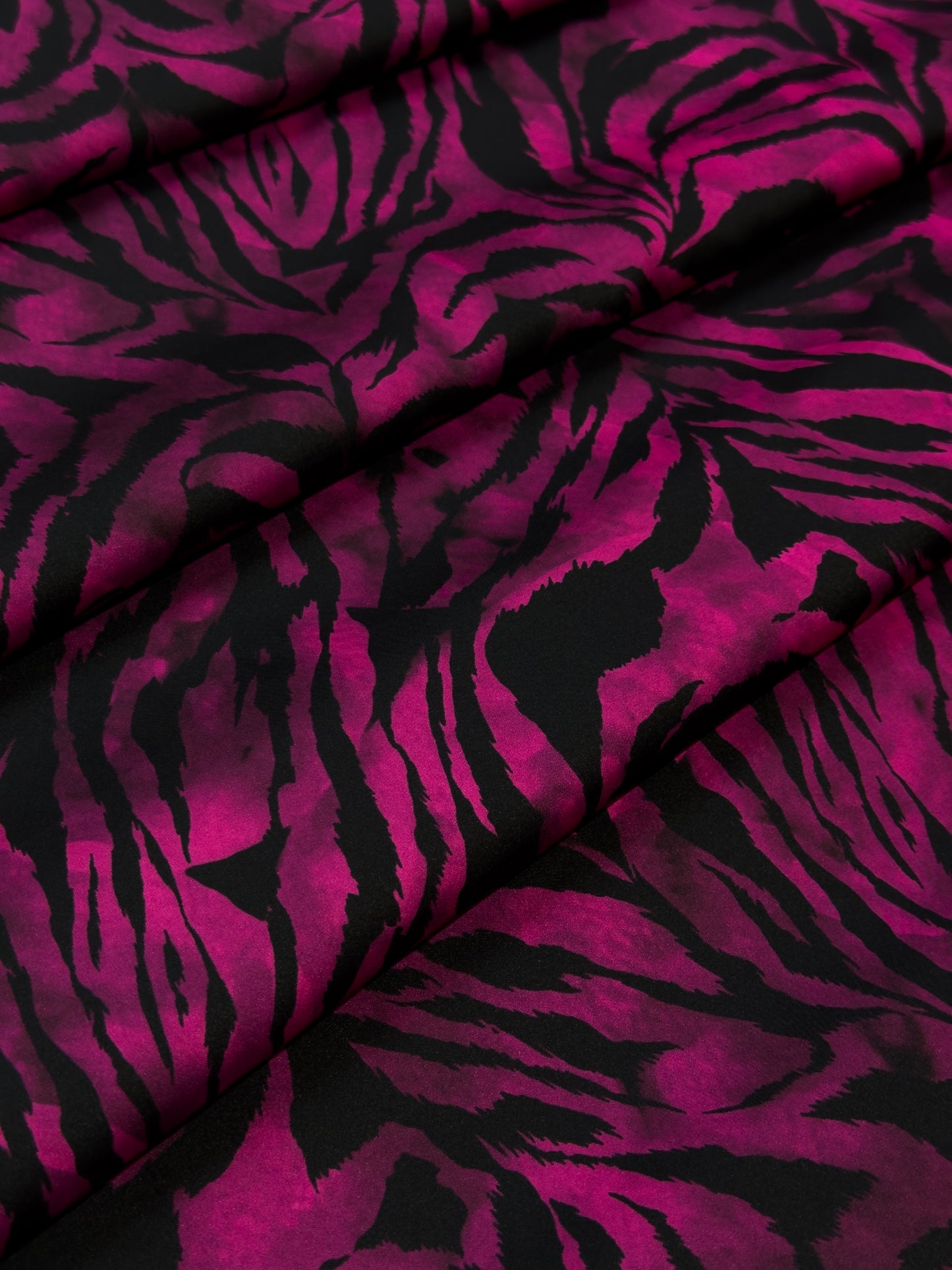 moderne haljine Armani print DjinaTeks