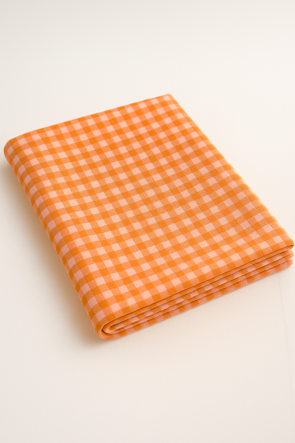 Narandžasti Karirani Stolnjak Kanafast – Više Dimenzija (130x130, 130x170, fi130…)