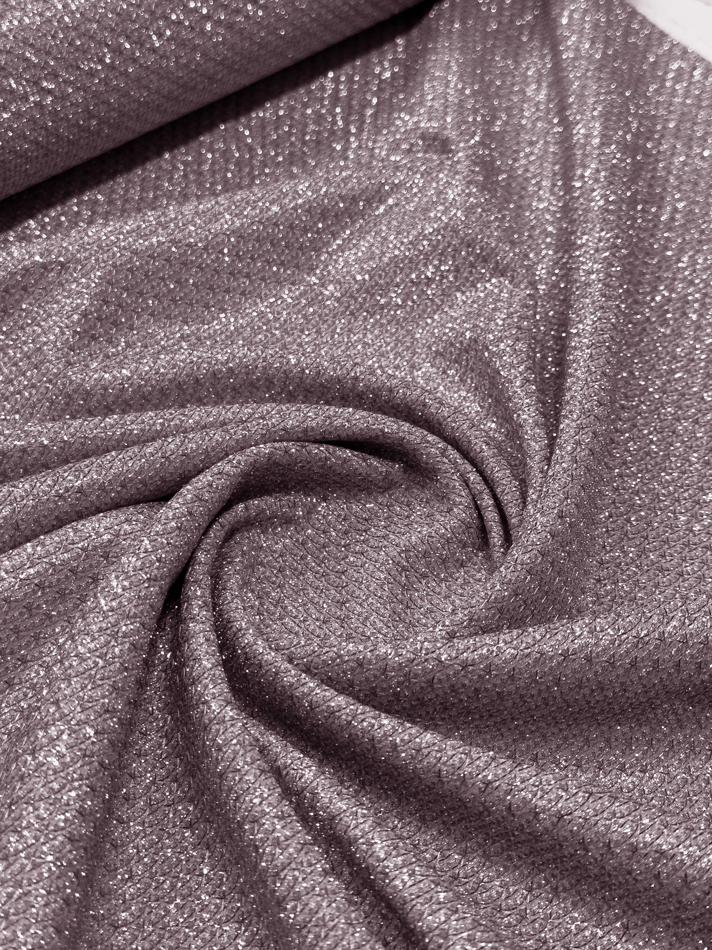 Shimmer Chain Materijal za Svečane i Elegantne Haljine - DjinaTeks