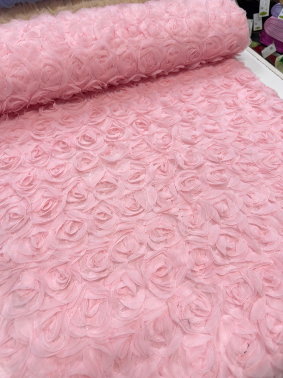 3D Čipka sa ružama „STELA“ – Ekskluzivna elegancija za glamurozne haljine - DjinaTeks