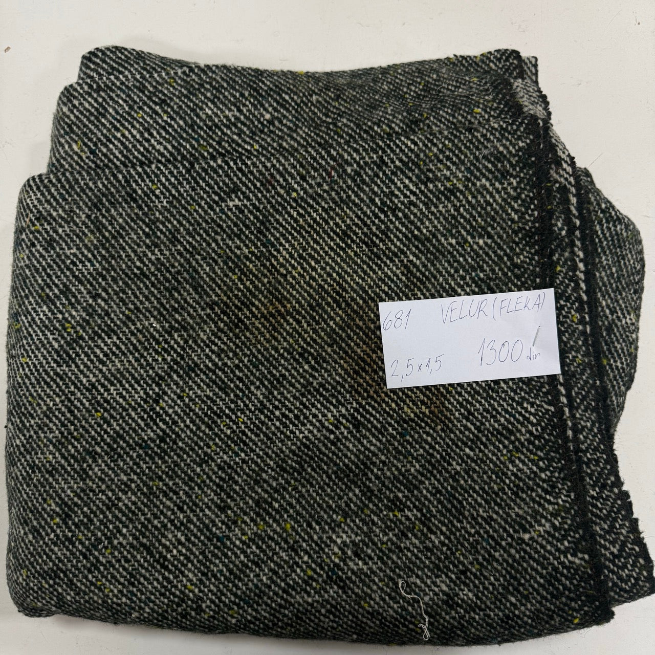 0681 VELUR(FLEKA) 2,5x1,5 - DjinaTeks