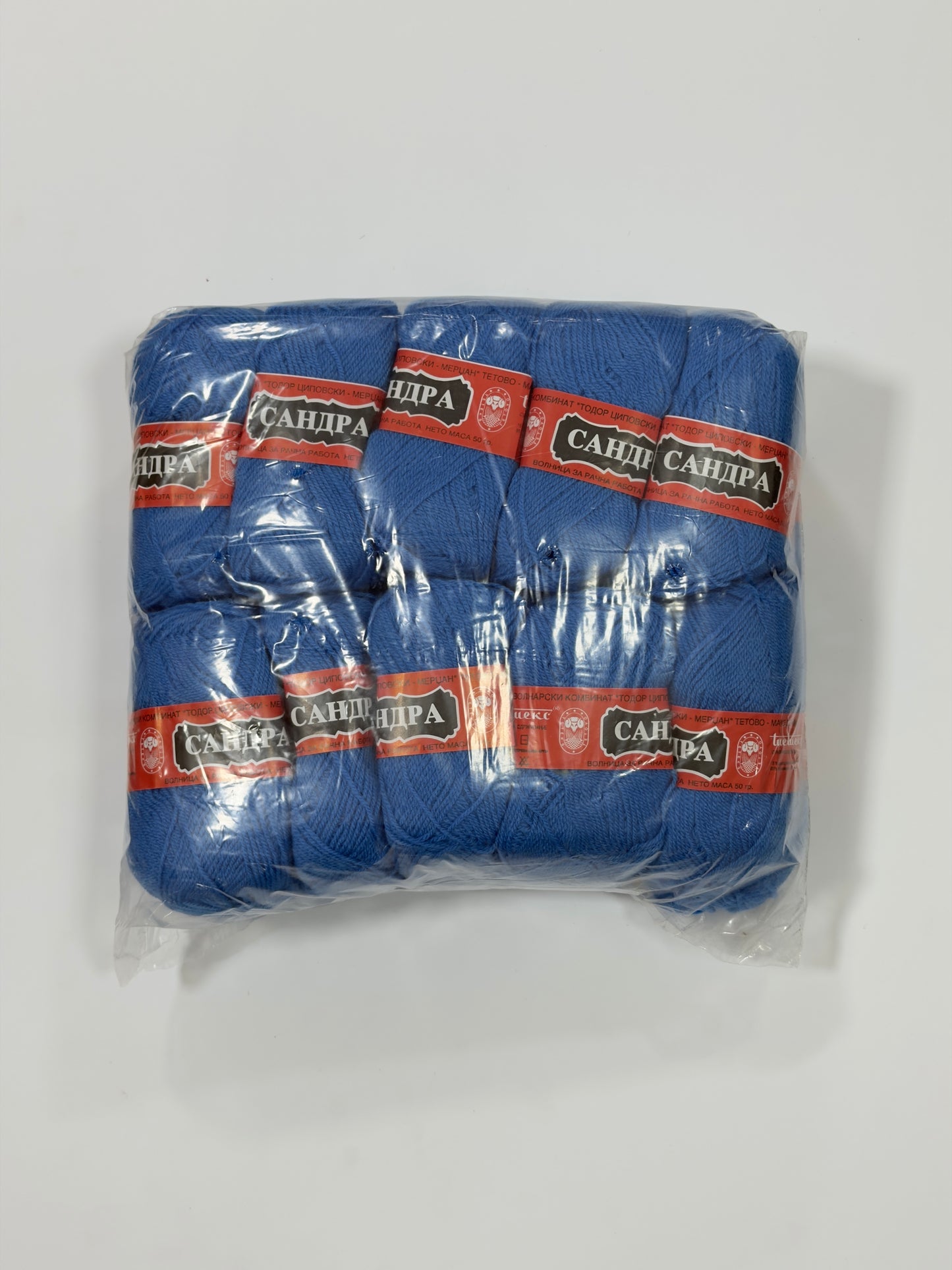 Makedonska Vunica za pletenje Sandra 15% Runska Vuna, 85% Poliakril 50g/100m