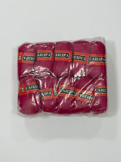 Makedonska Vunica za pletenje Sandra 15% Runska Vuna, 85% Poliakril 50g/100m