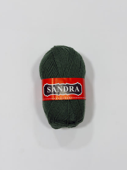 Makedonska Vunica za pletenje Sandra 15% Runska Vuna, 85% Poliakril 50g/100m