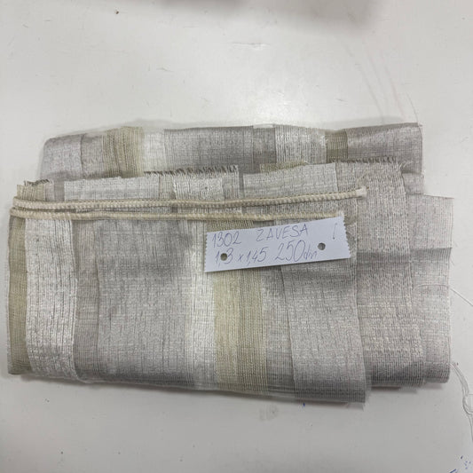 1302 ZAVESA 1,3x1,45
