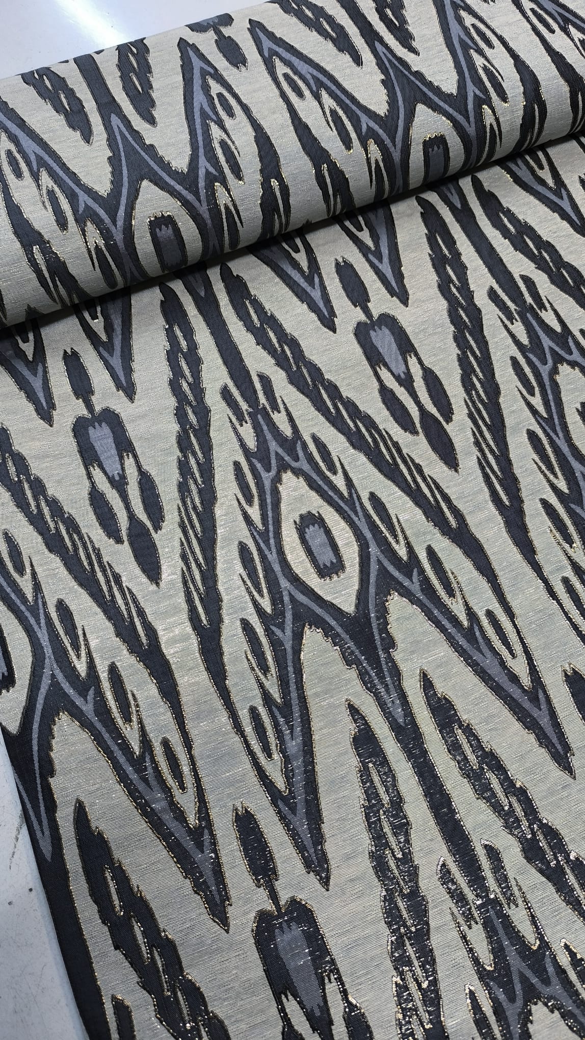 Brokat ANGELINA Missoni – luksuzna svecana tkanina sa reljefnim dezenom - DjinaTeks