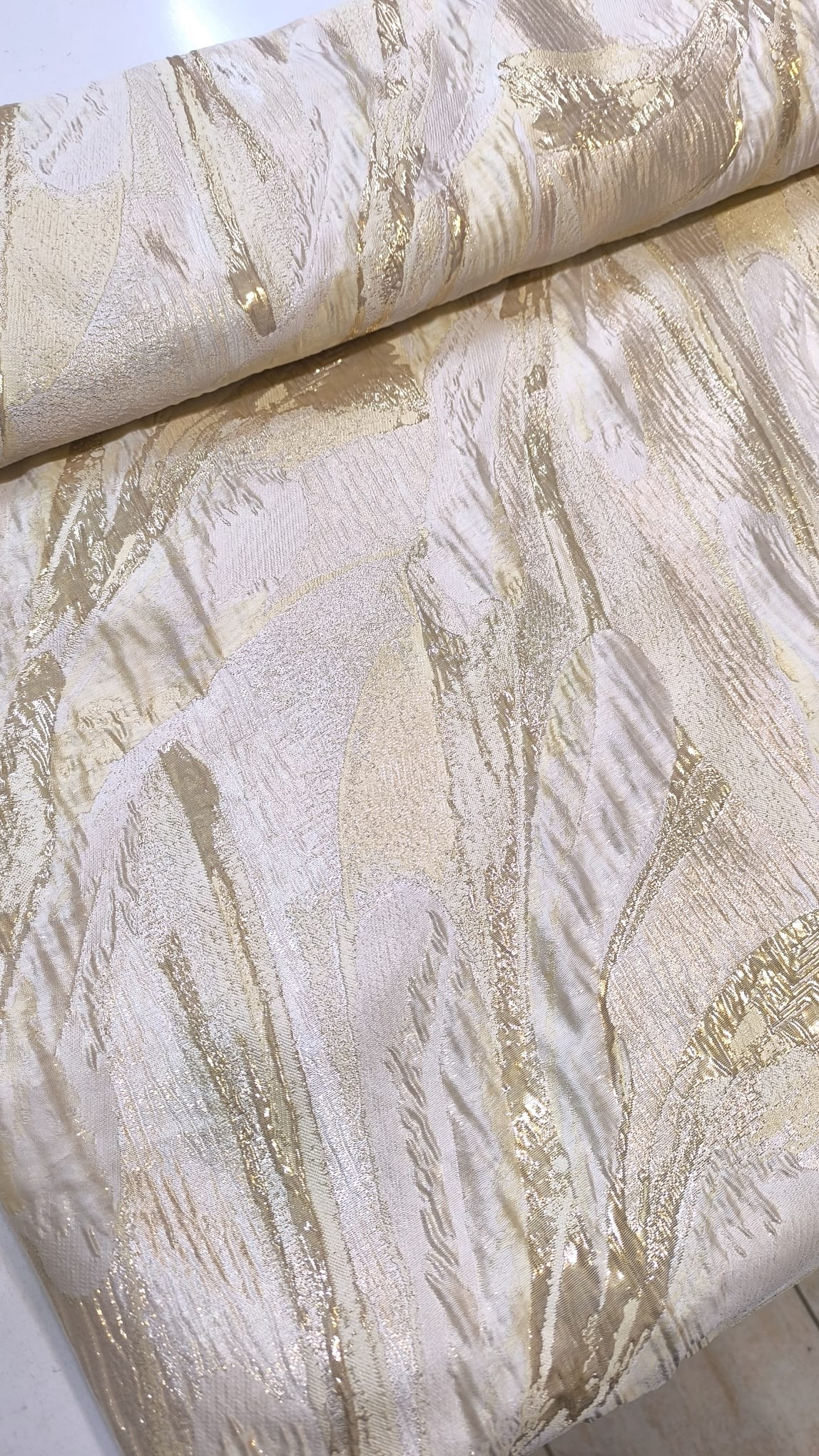 Brokat DORIS SOFT SHINE – svecani brokat za matura haljine - DjinaTeks