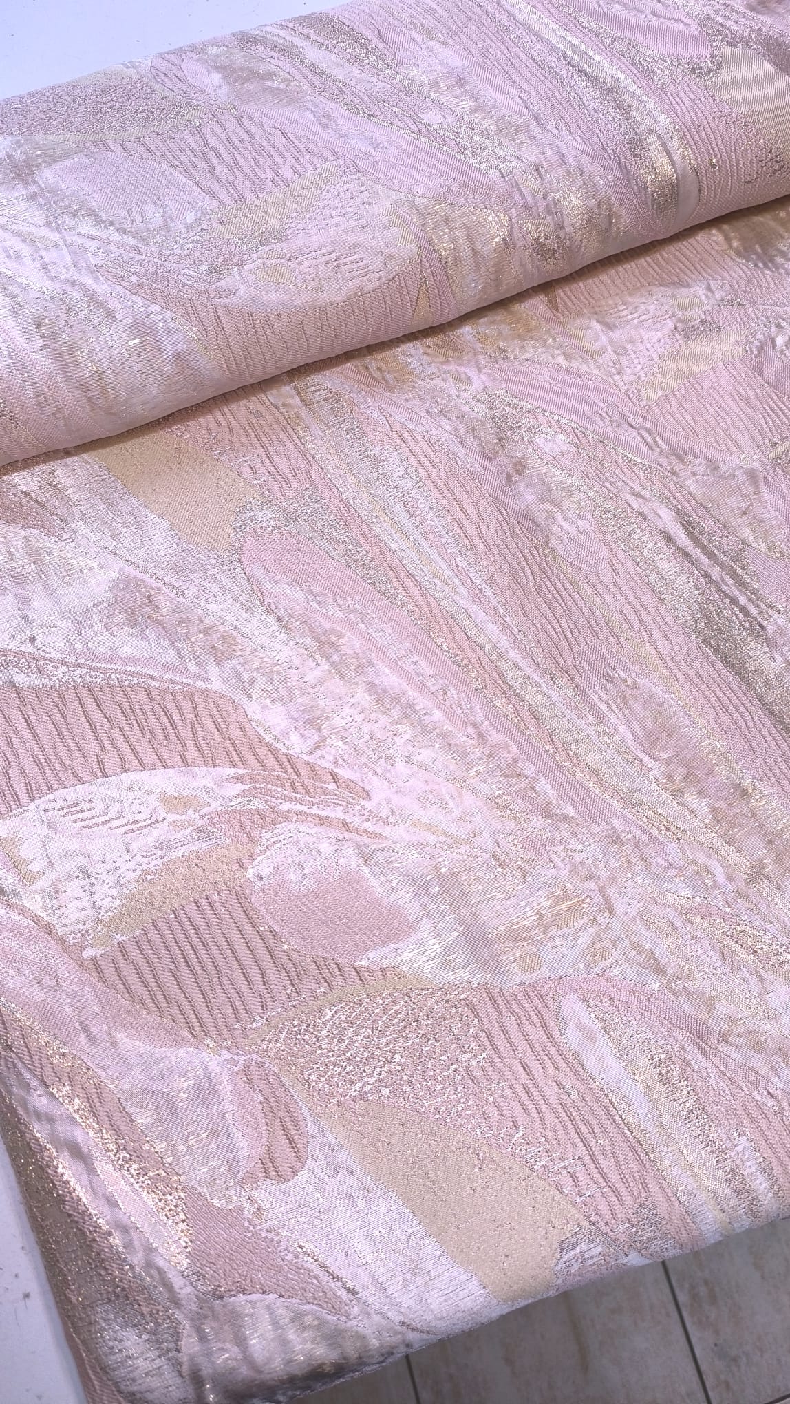 Brokat DORIS SOFT SHINE – svecani brokat za matura haljine - DjinaTeks