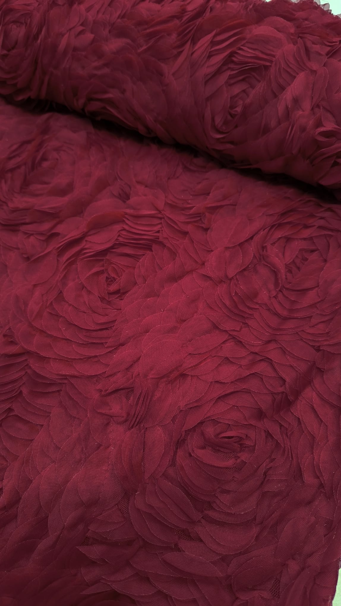 3D Čipka sa ružama „MIMI“ – Statement luksuz za glamurozne kreacije - DjinaTeks