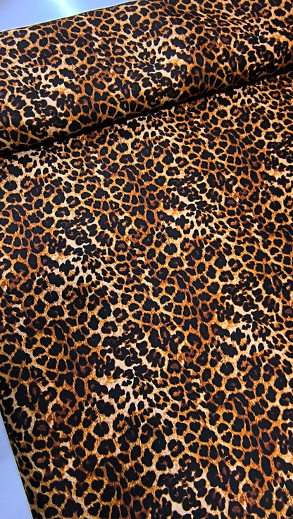 Brokat saten – dezenirani materijal za maturske i svečane haljine - DjinaTeks