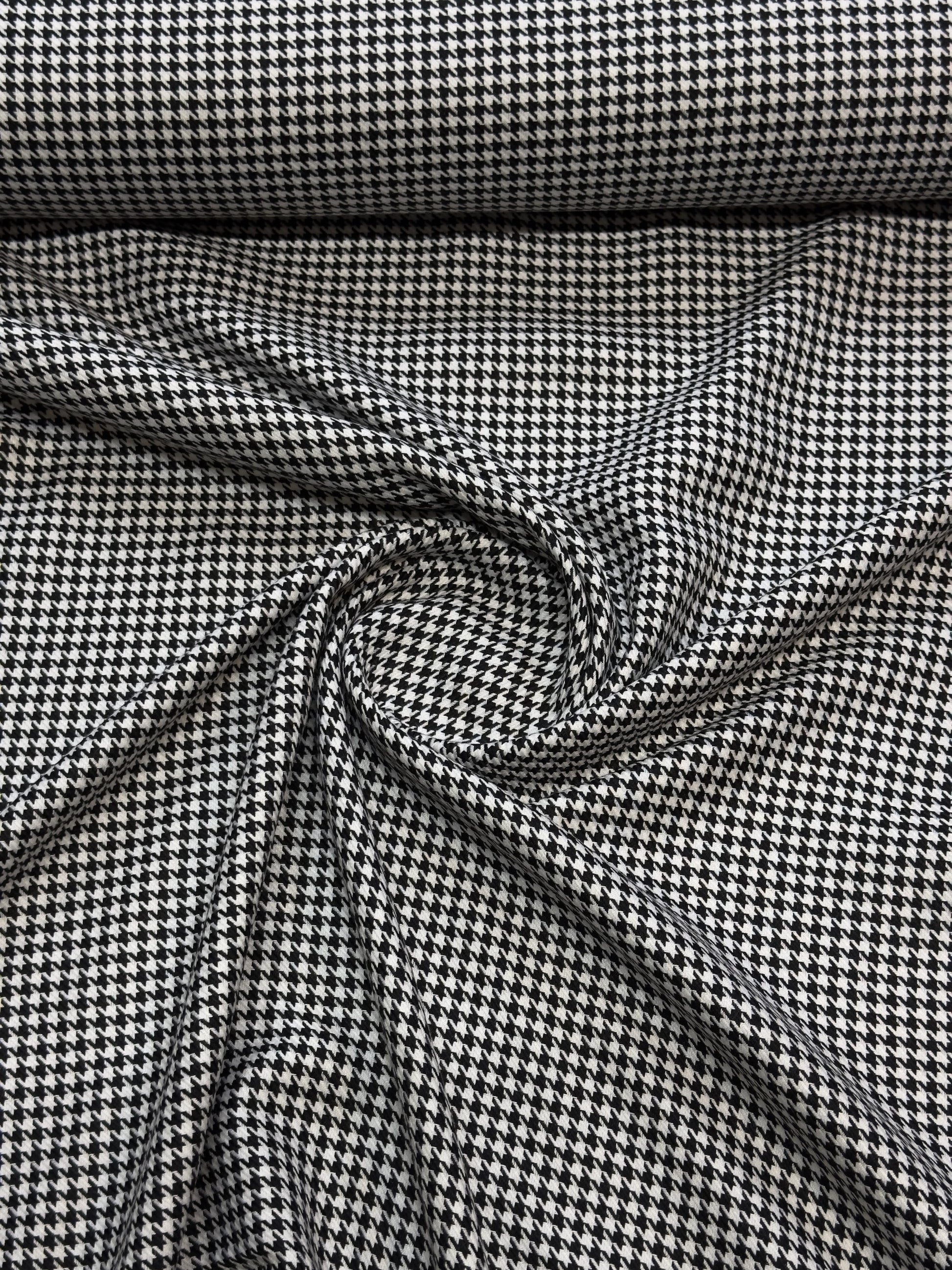 Pantalone Kompleti Suknje Škotski karo štof OR DjinaTeks