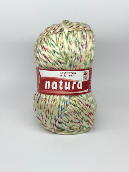 Vunica Natura 100g – 100% prirodna vunena nit iz Makedonije, idealna za pletenje, heklanje, kape, salove i dzempere
