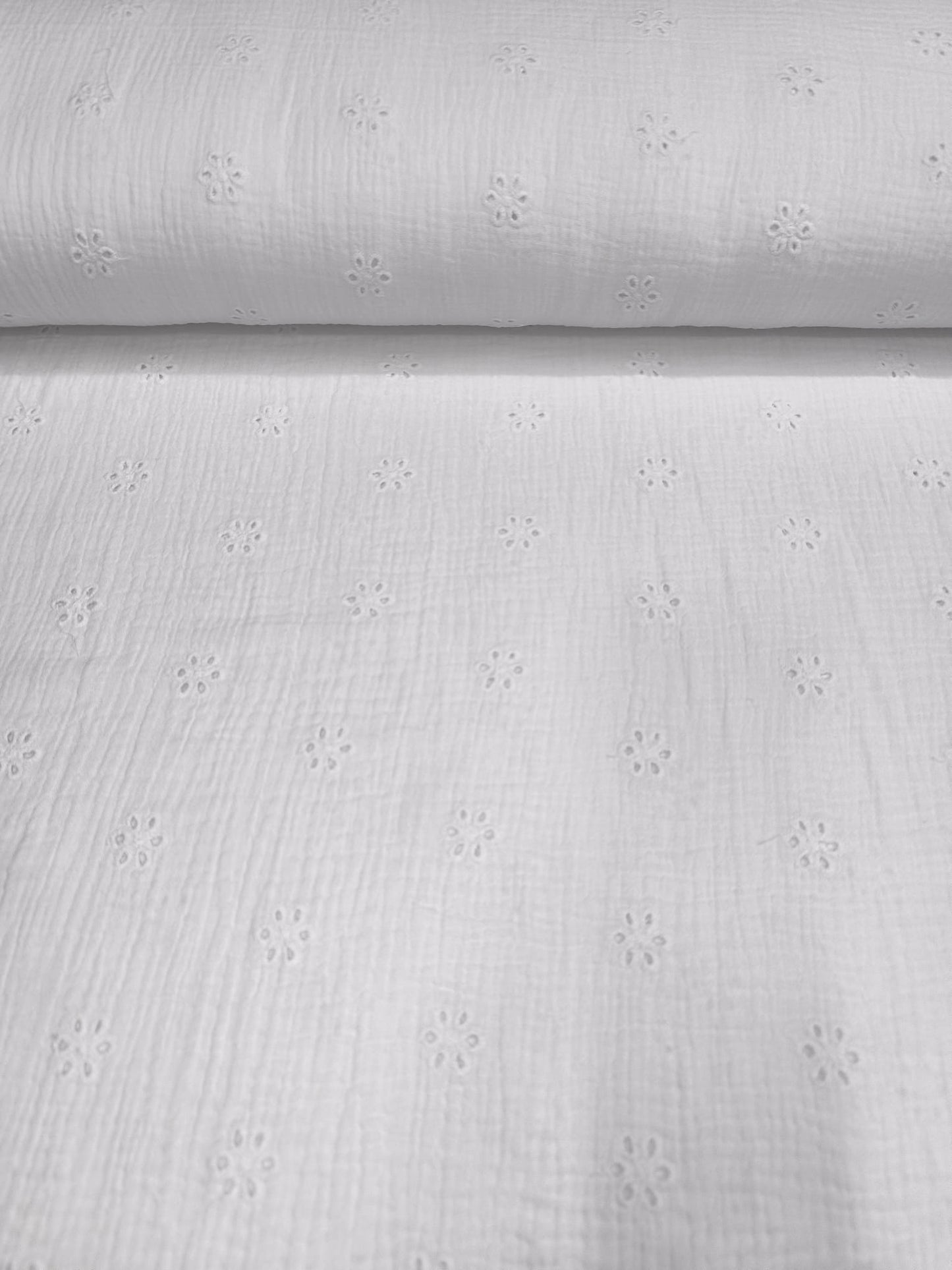 Vezeni krep muslin 100% pamuk – 150 cm - DjinaTeks