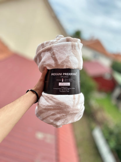 Mekana cebica – Plisani prekrivac za dom i poklon