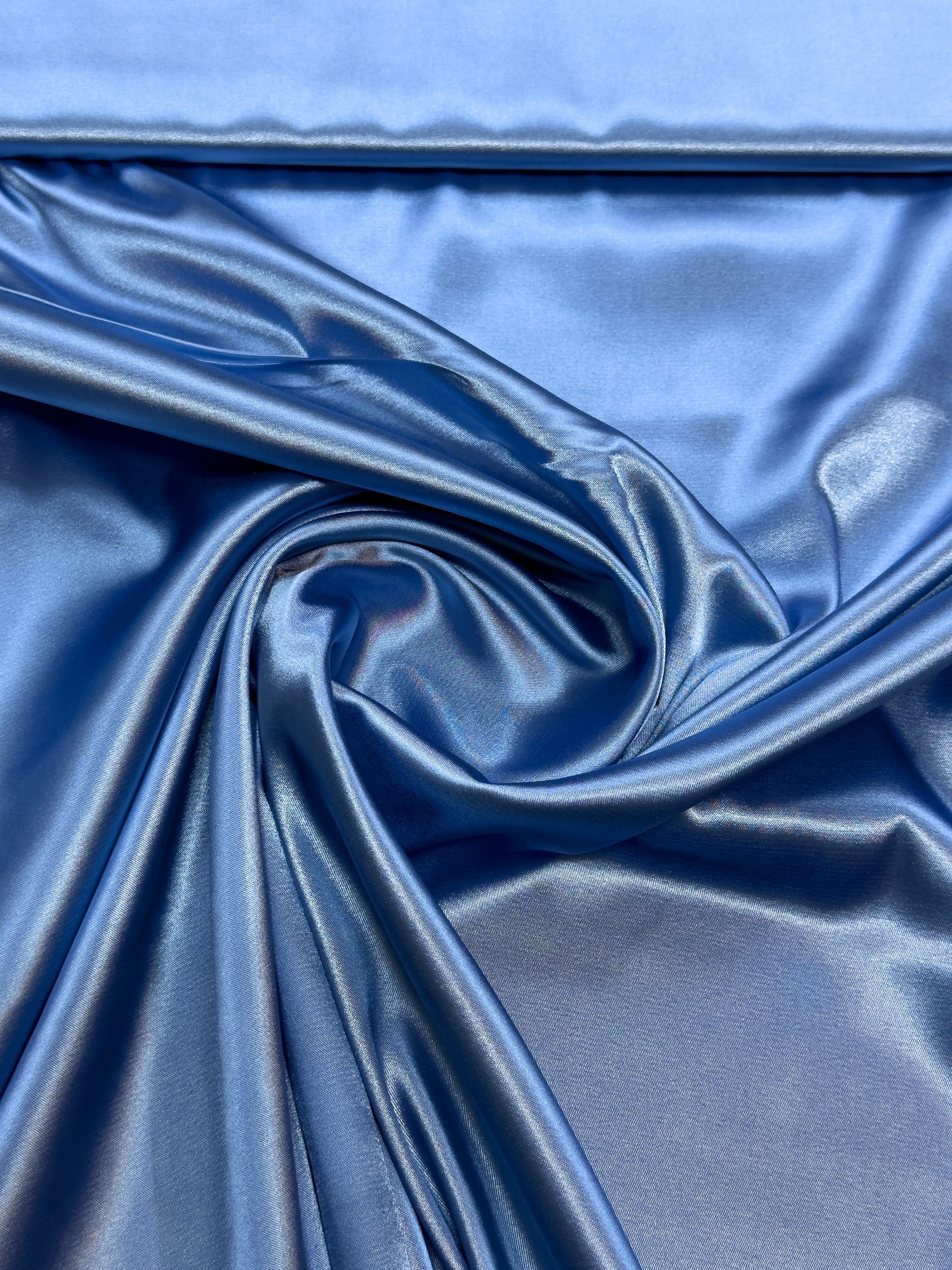 Maturske haljine Haljine za maturu Beograd Duge maturske haljine Kratke maturske haljine Unikatne maturske haljine dekoracije posteljine Saten Silk DjinaTeks 