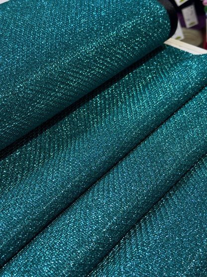 Shimmer Chain Materijal za Svečane i Elegantne Haljine - DjinaTeks