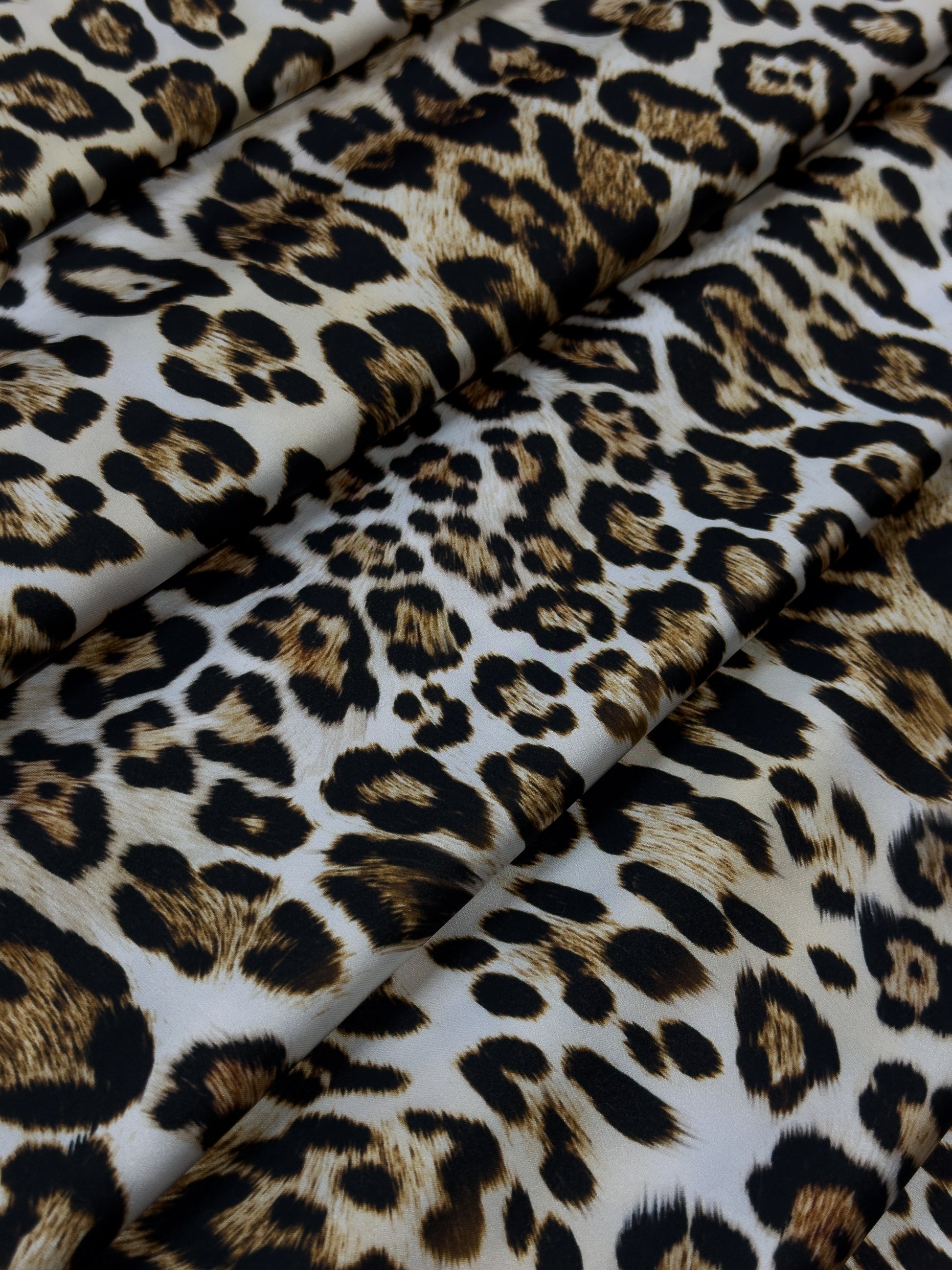 moderne haljine Armani print DjinaTeks