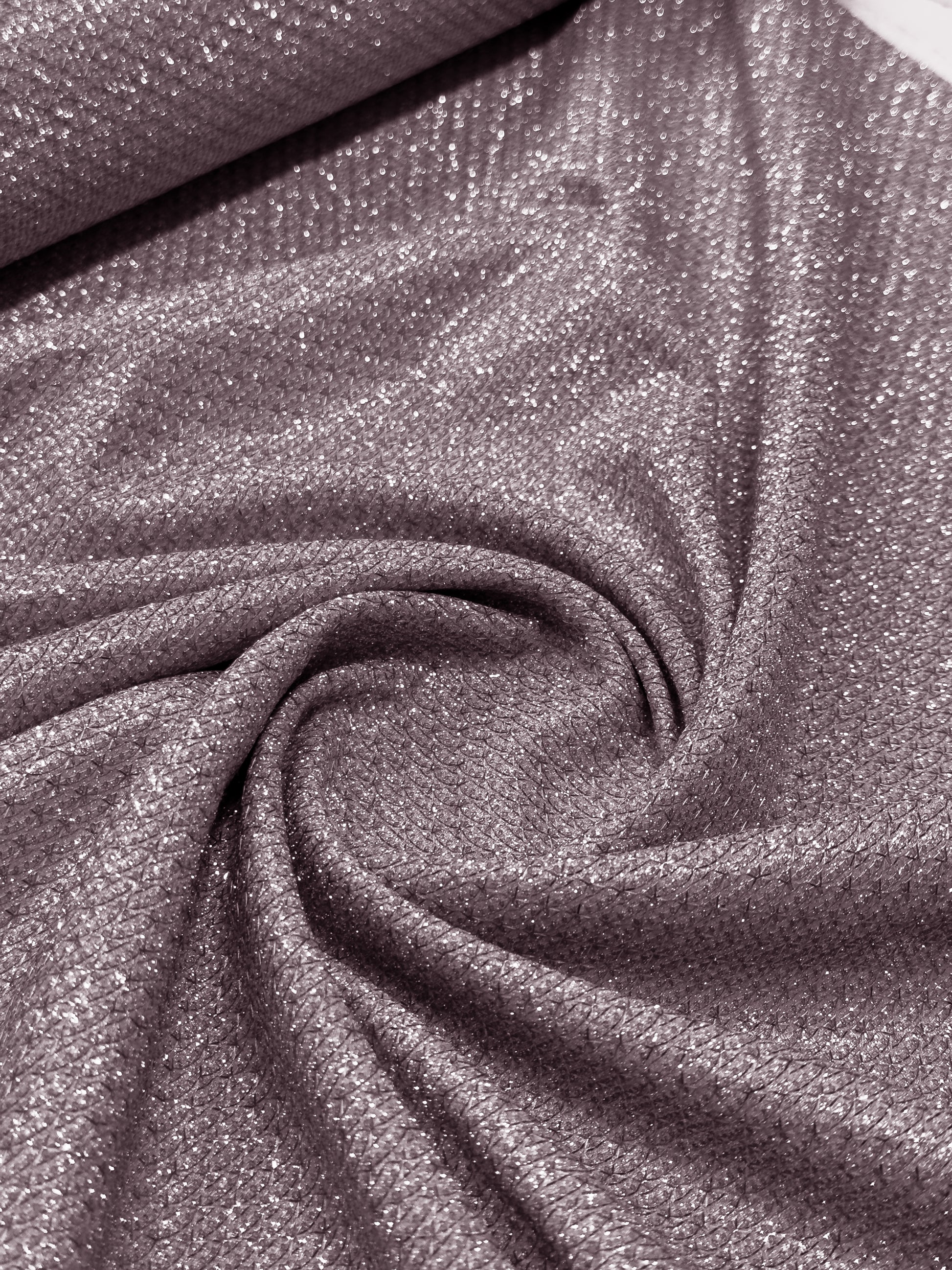 Shimmer Chain Materijal za Svečane i Elegantne Haljine - DjinaTeks